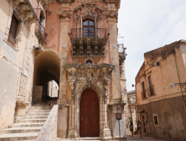 Facciata del palazzo Facciata del palazzo