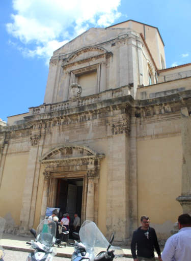 Facciata della Chiesa Facciata della Chiesa