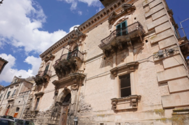 Facciata del palazzo Facciata del palazzo